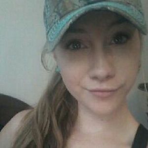 Meet your Posher, Riley